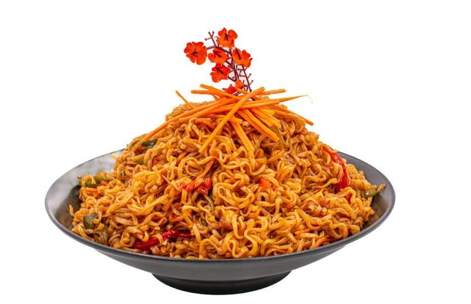 Noodles με γλυκιά σάλτσα BBQ