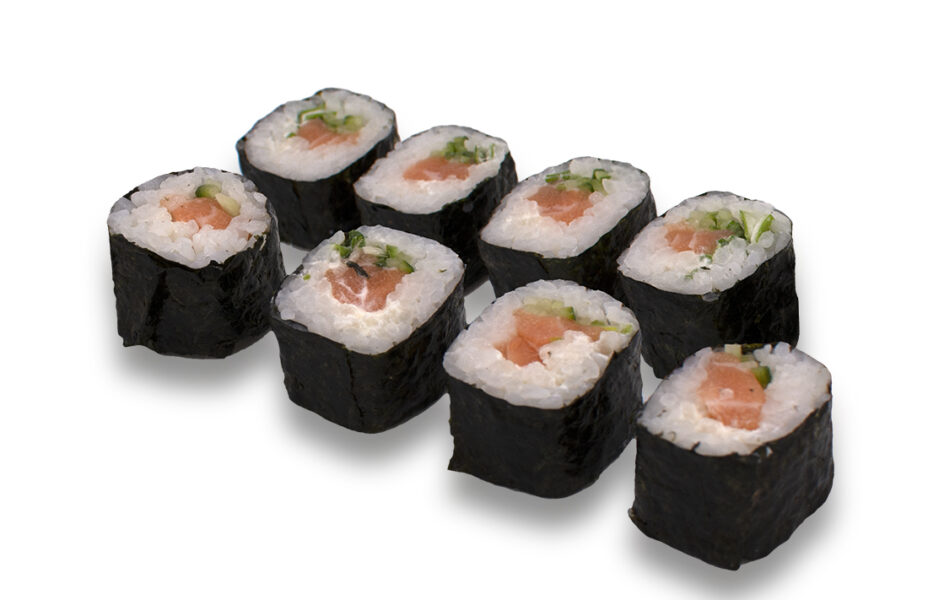 Salmon maki roll